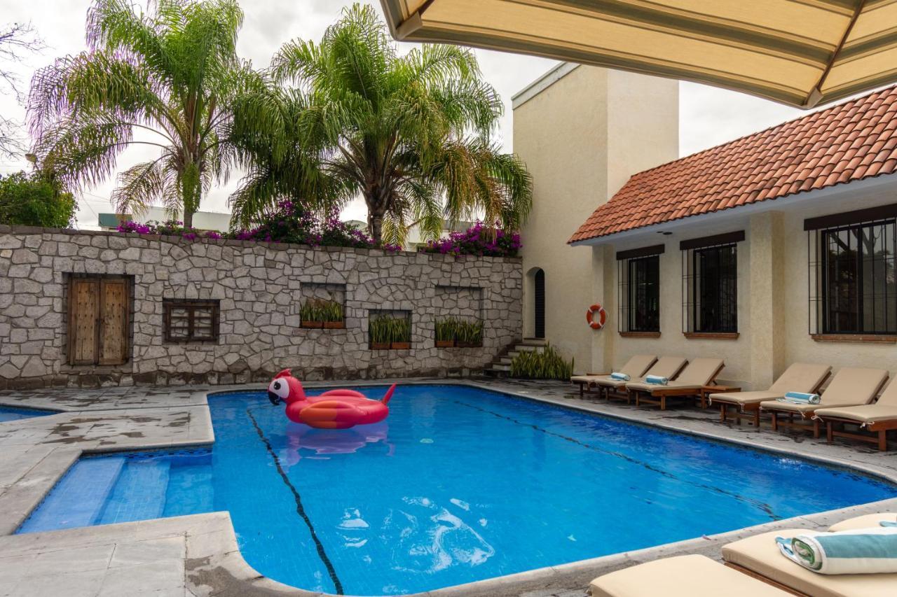 Hotel Flamingo Inn เกเรตาโร ภายนอก รูปภาพ